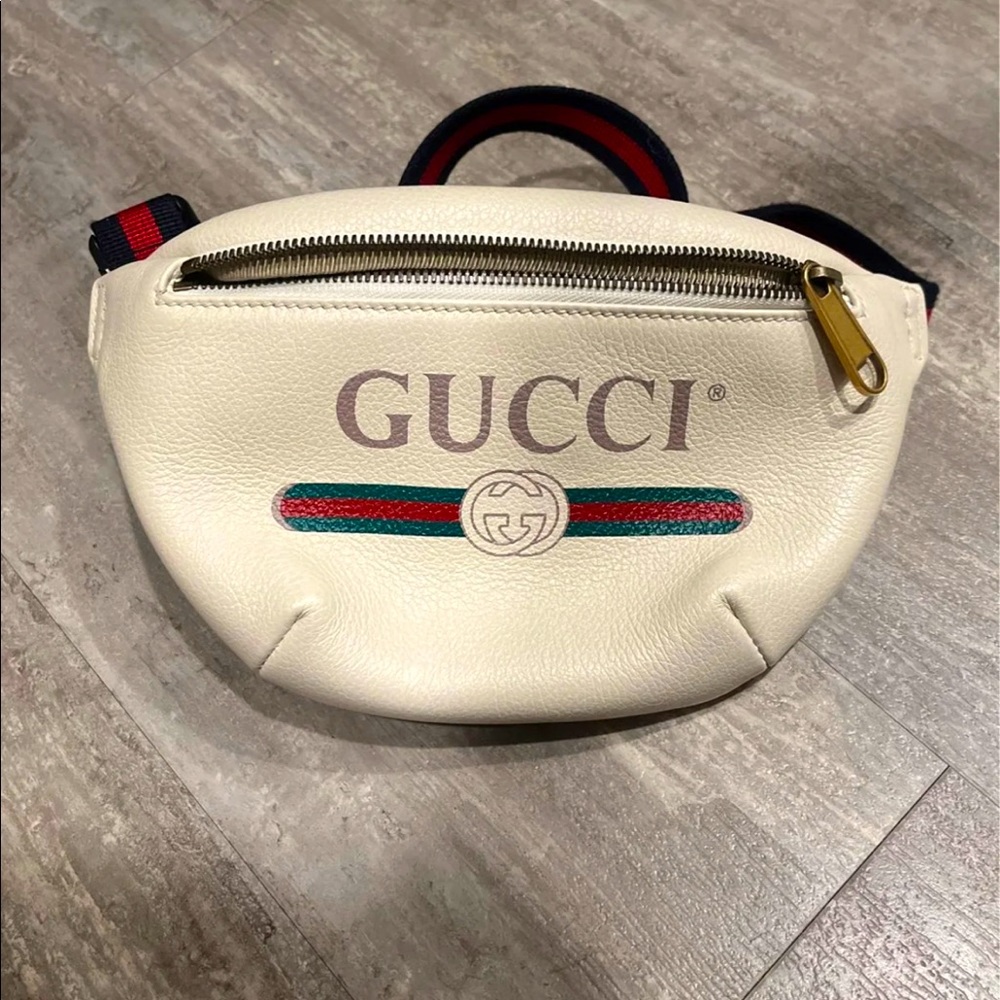 GUCCI BELT BAG